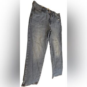 Universal Thread Women’s Size 12 High Rise Slim Straight Cut Denim Jeans